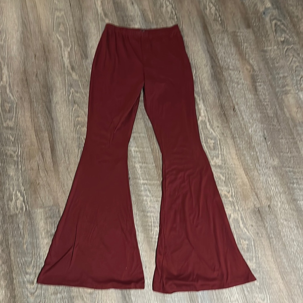 Flare burgundy leggings